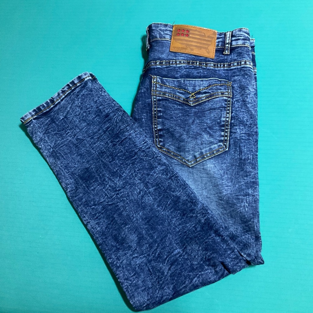 United Denim Of America Men’s jeans in a dark wash size 36x30 Edgy Distressed